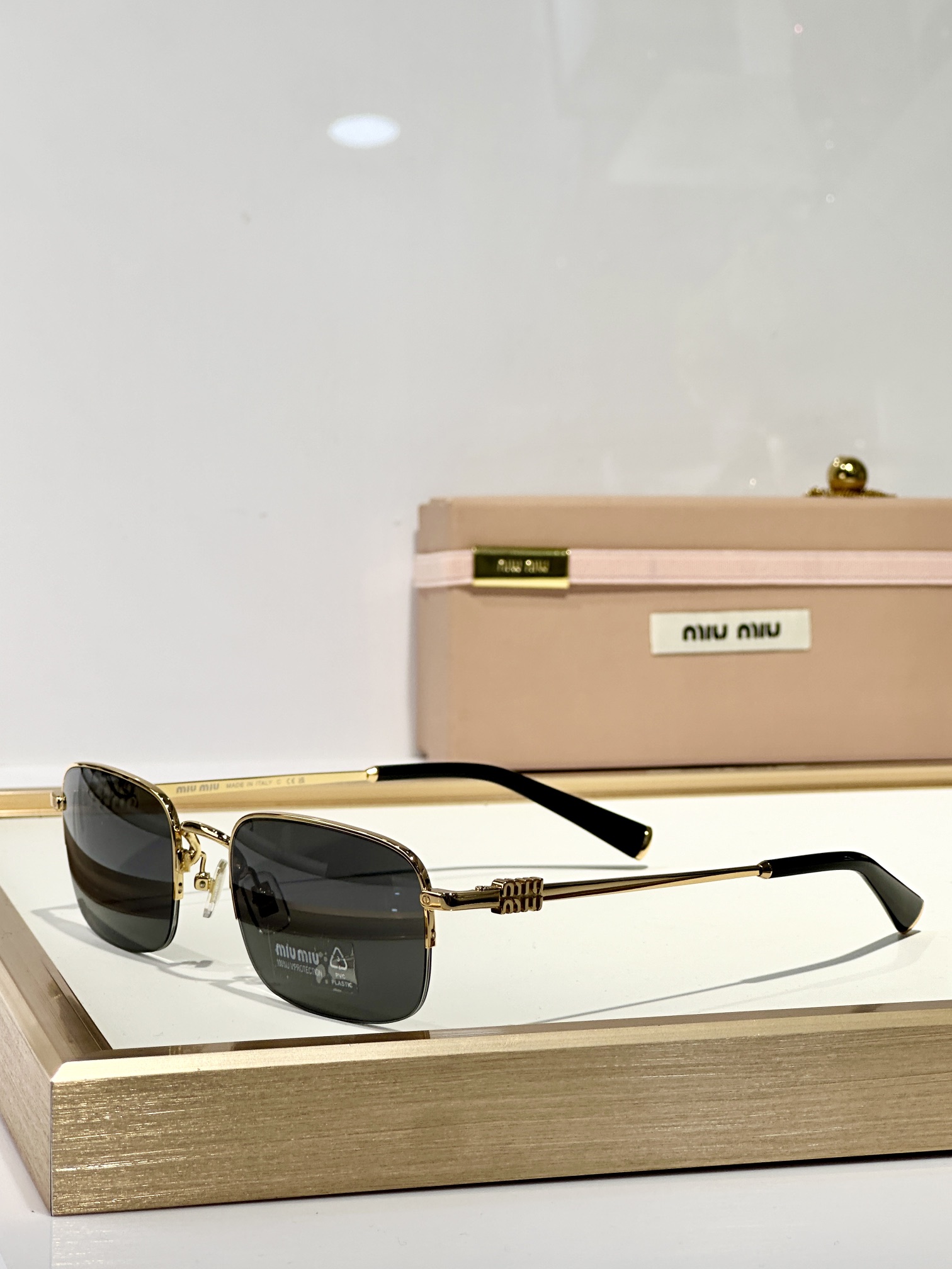  MIU M*
MODELMUA52WV
SIZE：55口22-140
