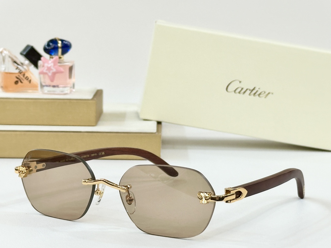  Cartier
MOD：CT0611S
Size：60口18 143
