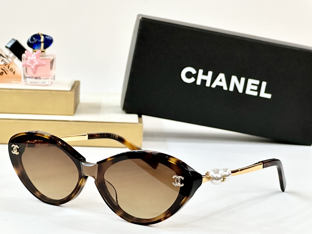  CHANEL
MOD：A95101
Size：56口18 145

