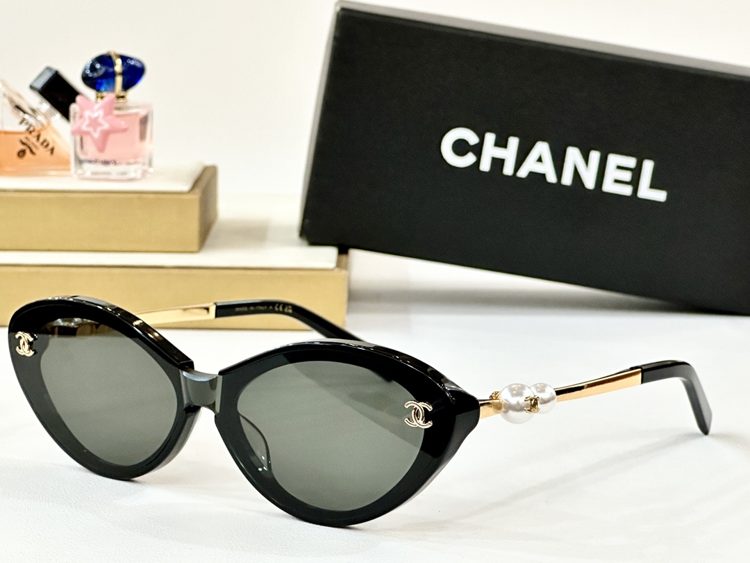  CHANEL
MOD：A95101
Size：56口18 145
