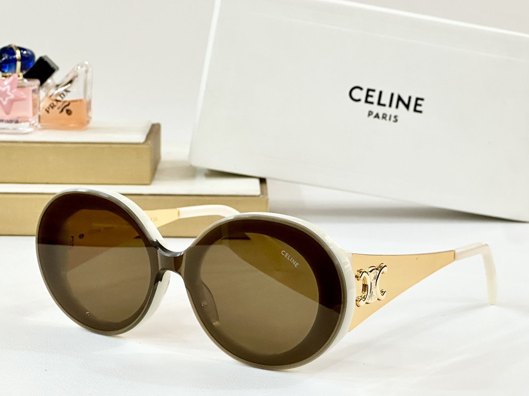  CELINE
MOD：CL42106U
Size：52口22 145
