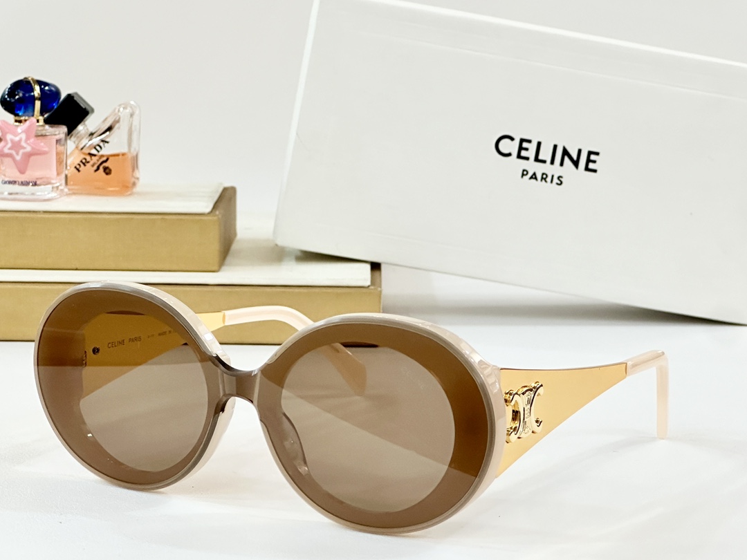  CELINE
MOD：CL42106U
Size：52口22 145
