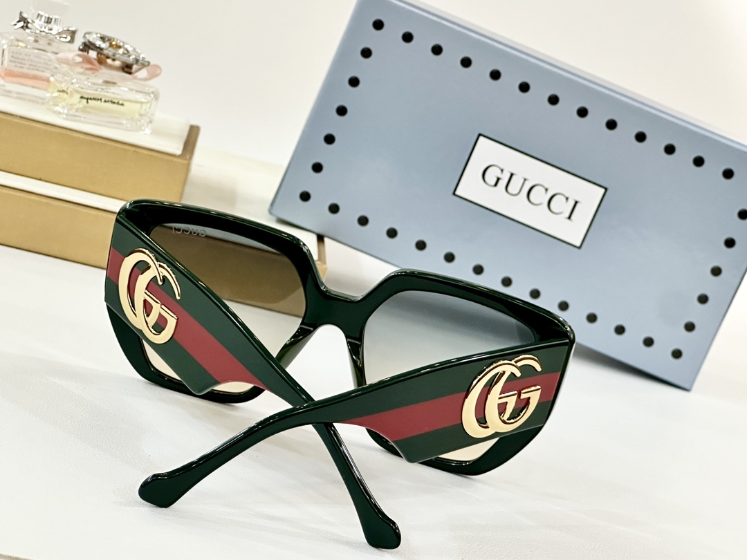  CUCCI
MOD：GG0956S
Size：54口18 145
