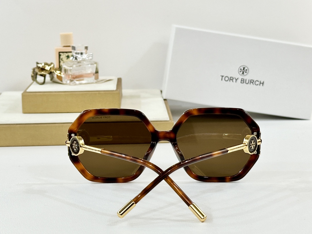  TORY BURC* 
MODELTY9062E
SIZE58口18-140
