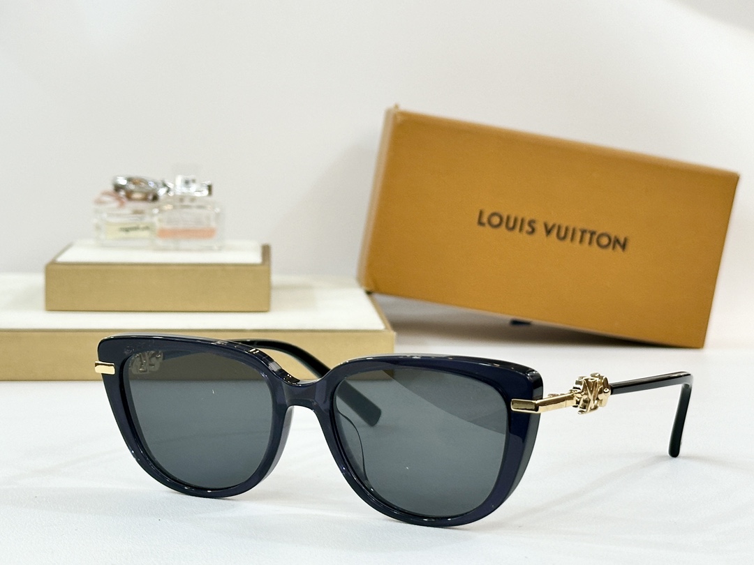  LOUIS VUITTON
MOD：Z1873
Size：52口19-145
