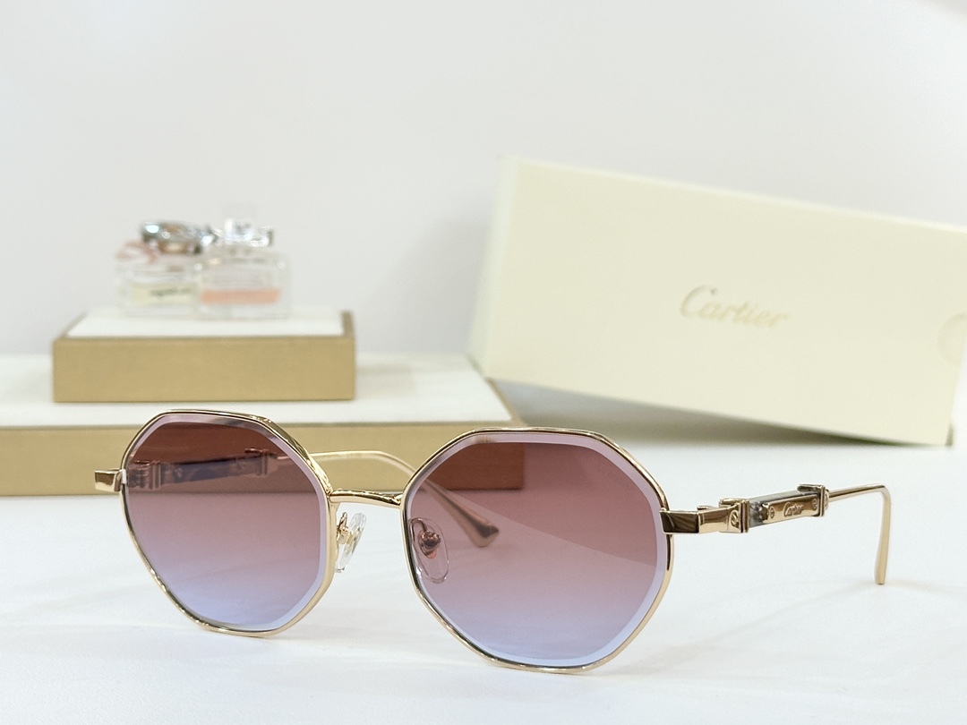  Cartier
MOD：CT0484S
Size：58口18 145
