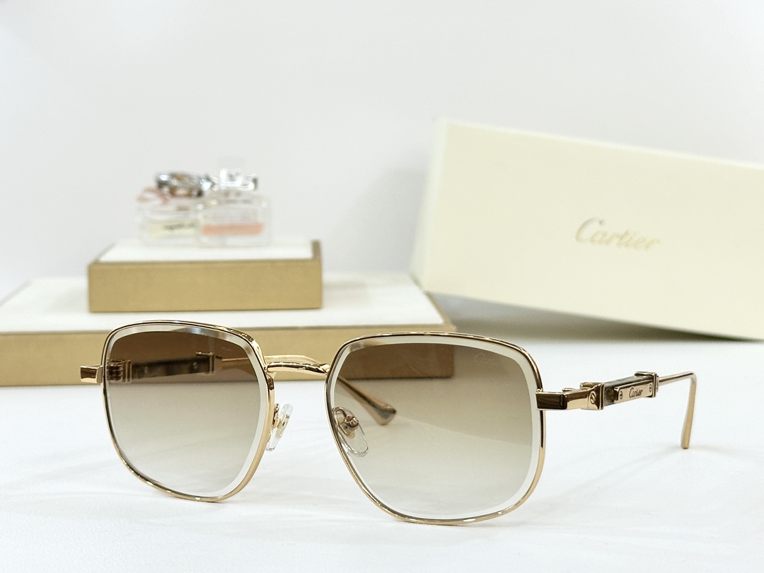  Cartier
MOD：CT0485S
Size：57口18 145
