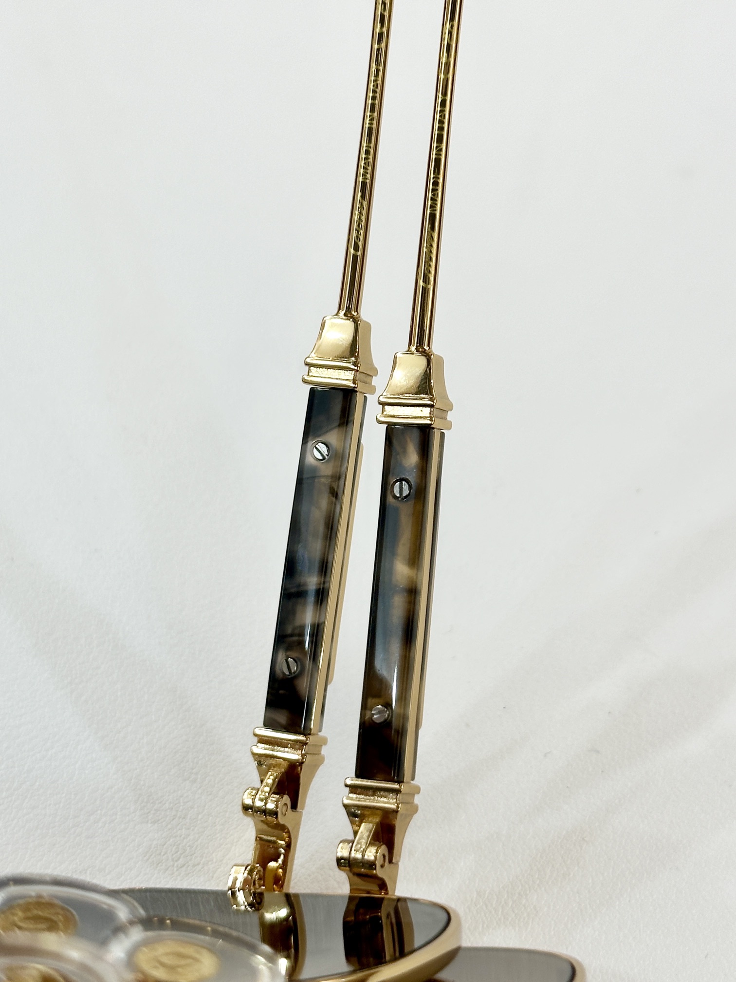  Cartier
MOD：CT0485S
Size：57口18 145
