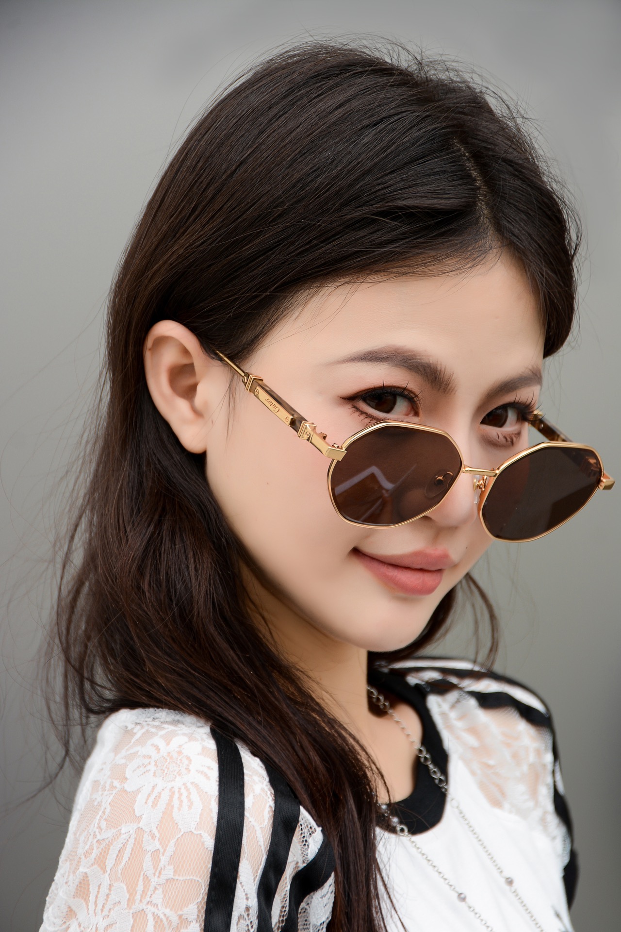  Cartier
MOD：CT0484S
Size：58口18 145

