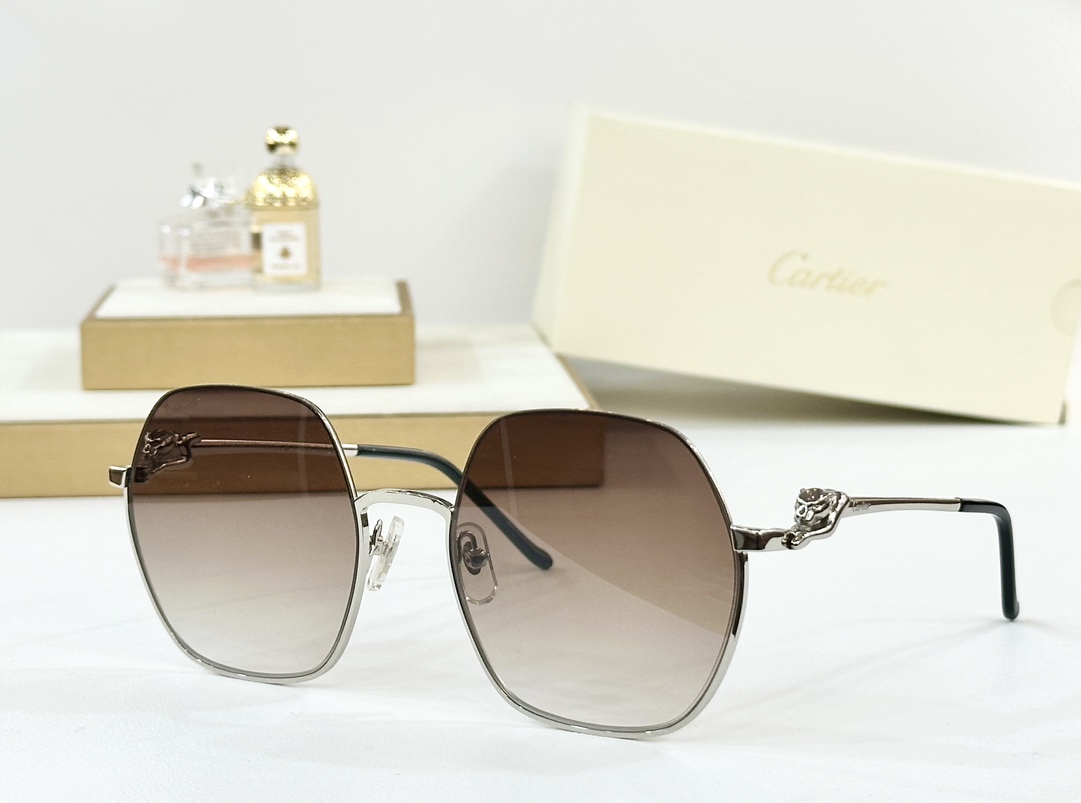  Cartier
Mod ：CT0267
Size：58口21-145
