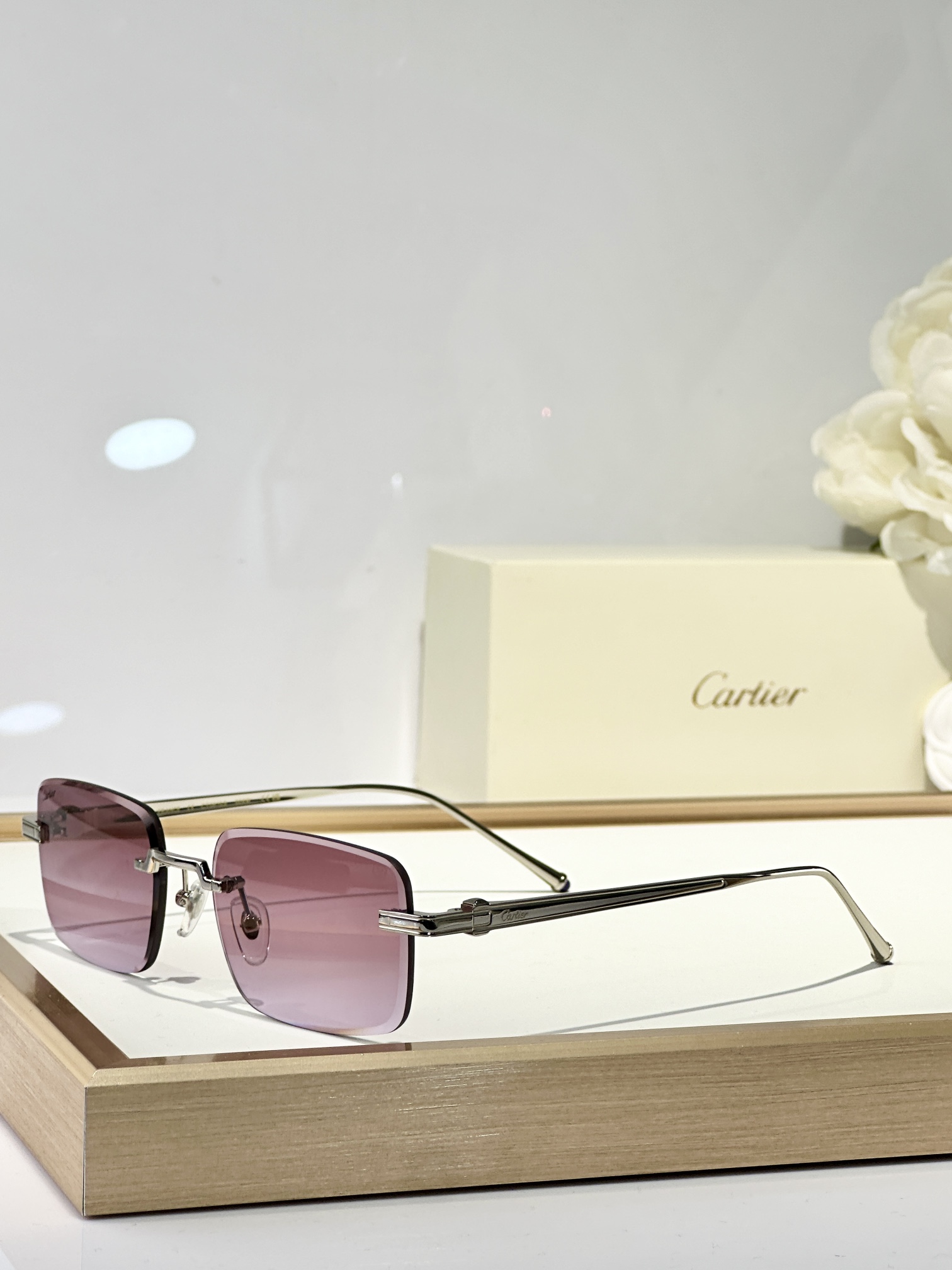 Cartier
MOD：CT0610S
Size：145
