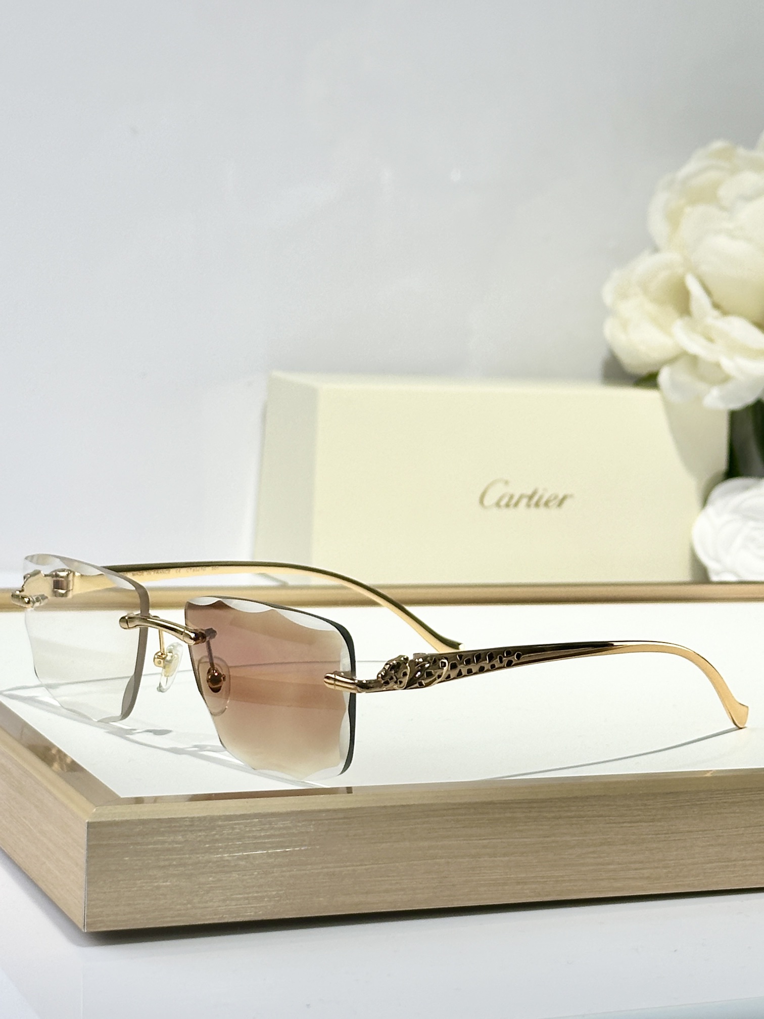  Cartier
MOD：CT9527O
Size：50口17 130
