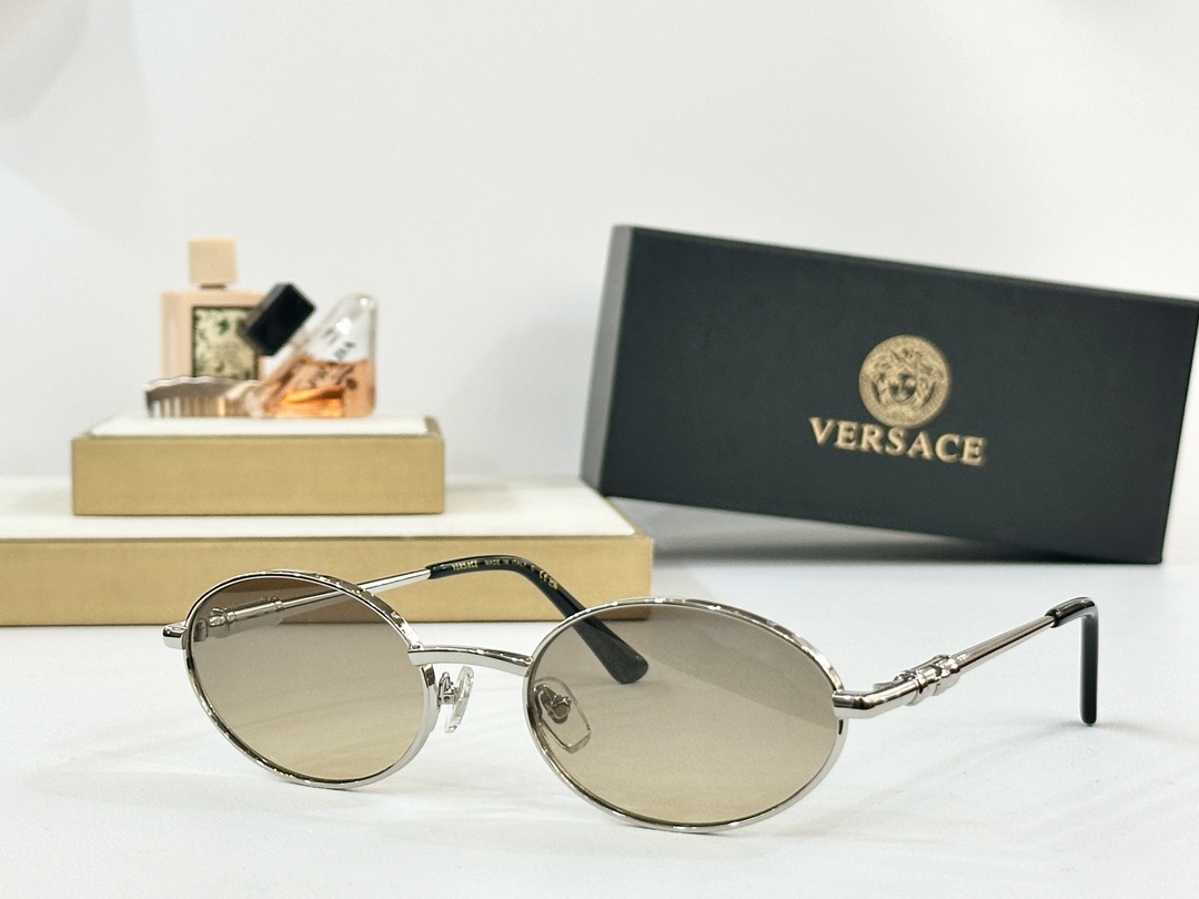  VERSACE
MOD：X13
Size：56口20 143
