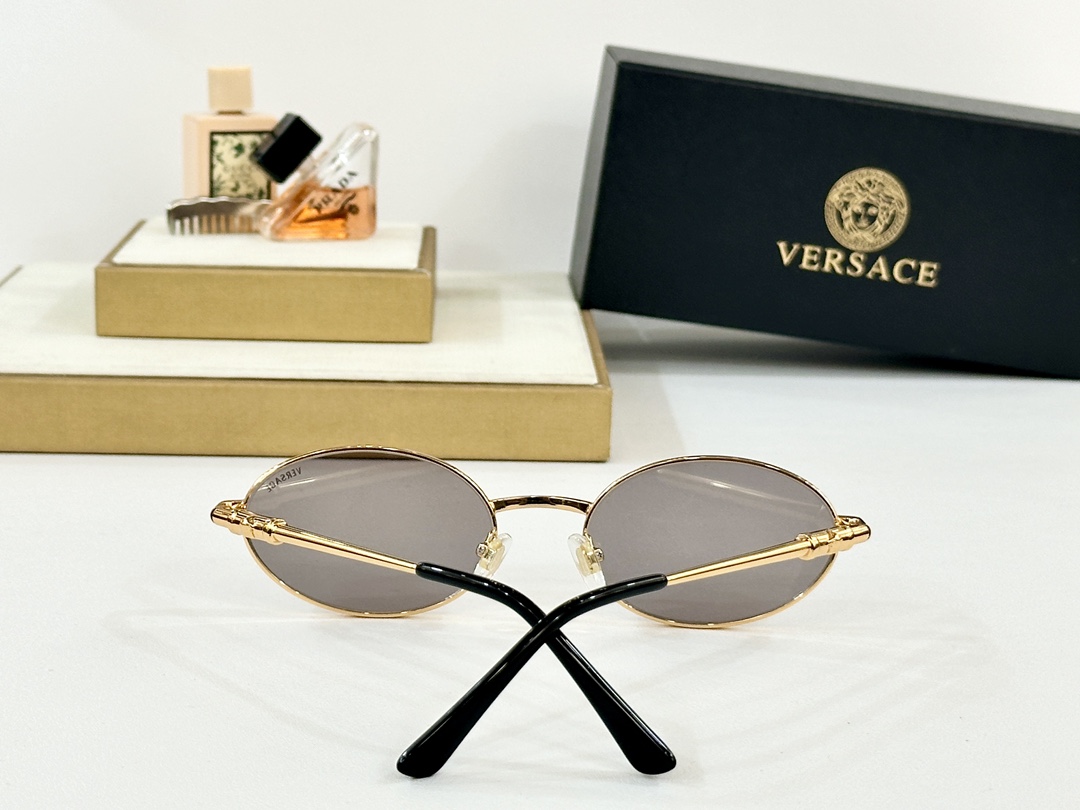  VERSACE
MOD：X13
Size：56口20 143
