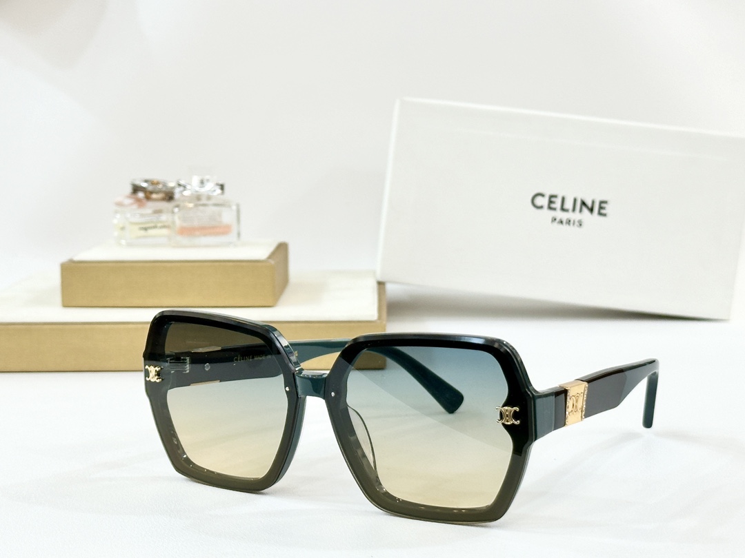  CELINE
MOD：CL40252
Size：63口11-146
