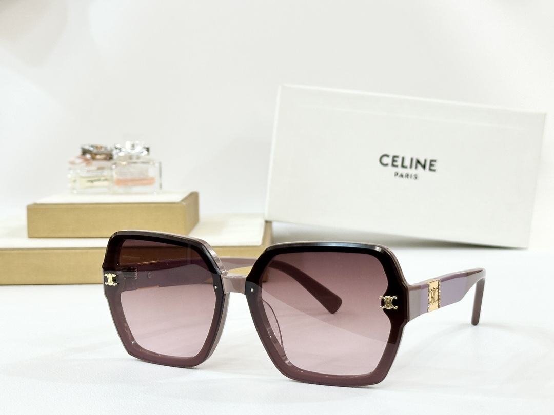  CELINE
MOD：CL40252
Size：63口11-146
