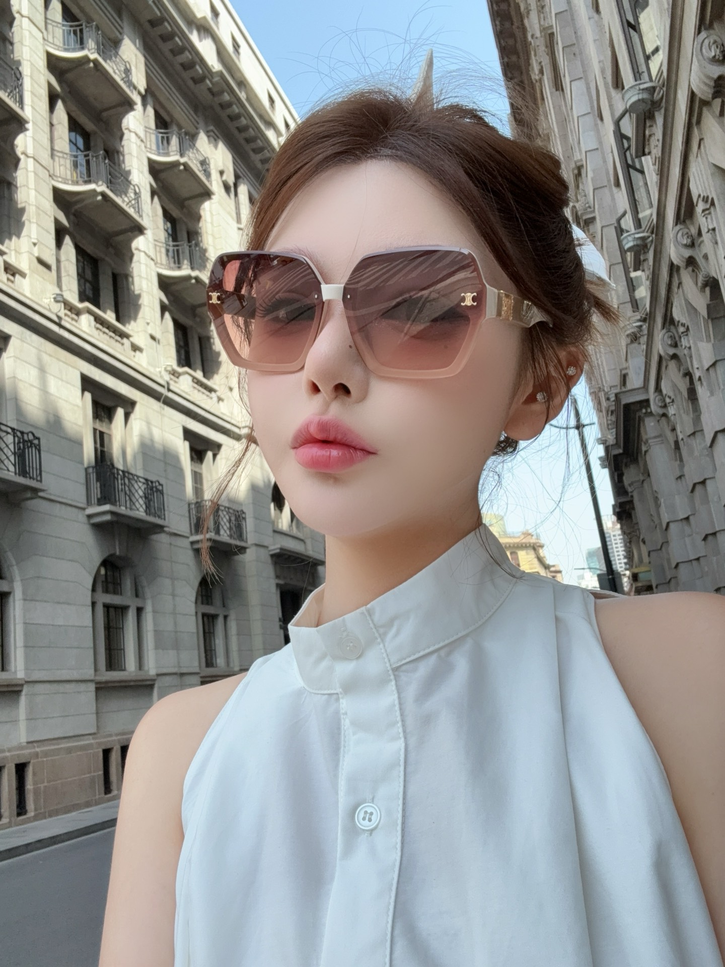  CELINE
MOD：CL40252
Size：63口11-146
