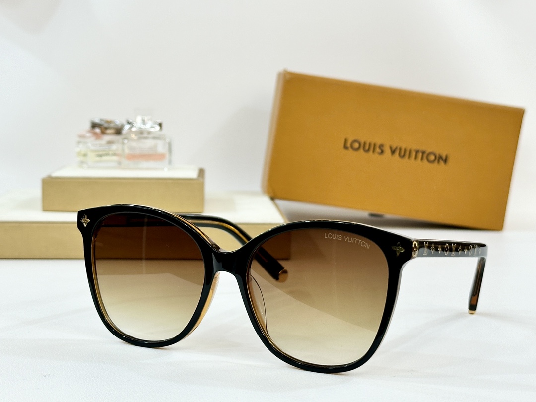 。LOUIS VUITTO*
MOD：Z1872
Size：56口18-145
