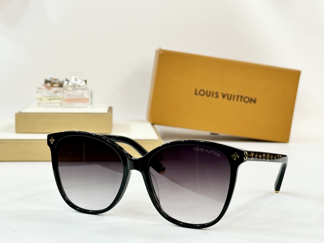 。LOUIS VUITTO*
MOD：Z1872
Size：56口18-145
