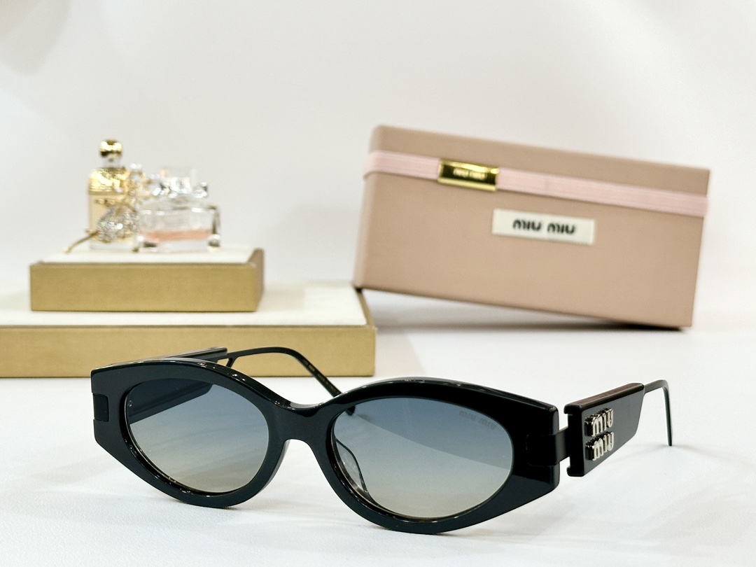  MIU MI*
MODMU 130
Size52口17 142
