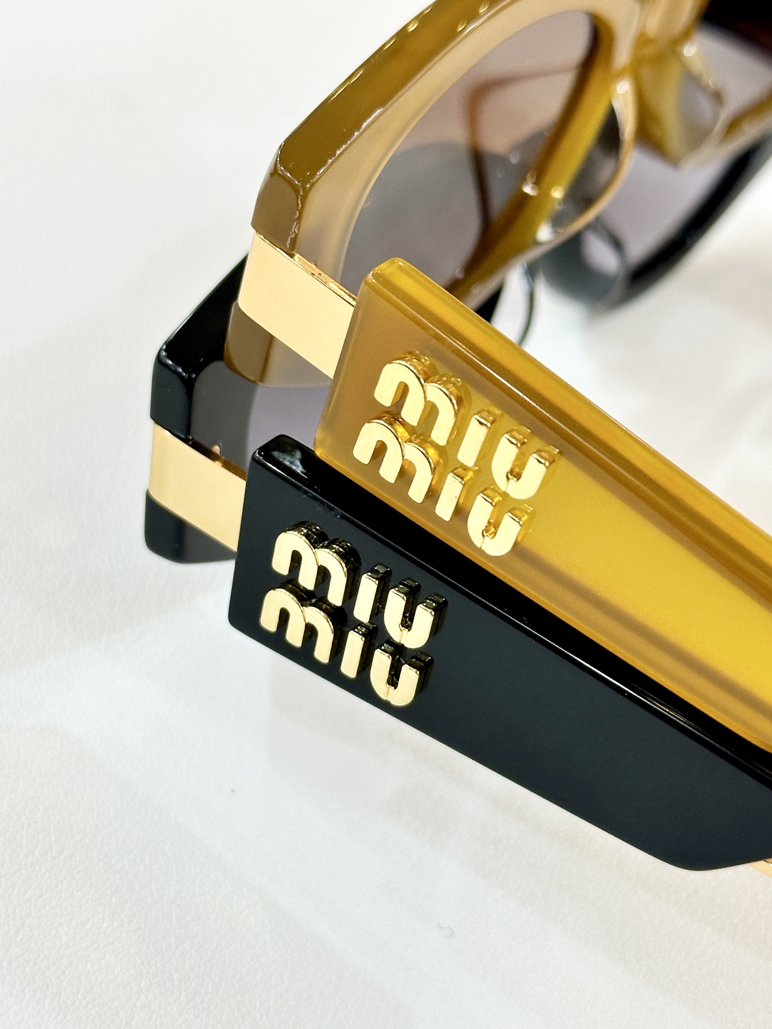  MIU MI*
MODMU 130
Size52口17 142
