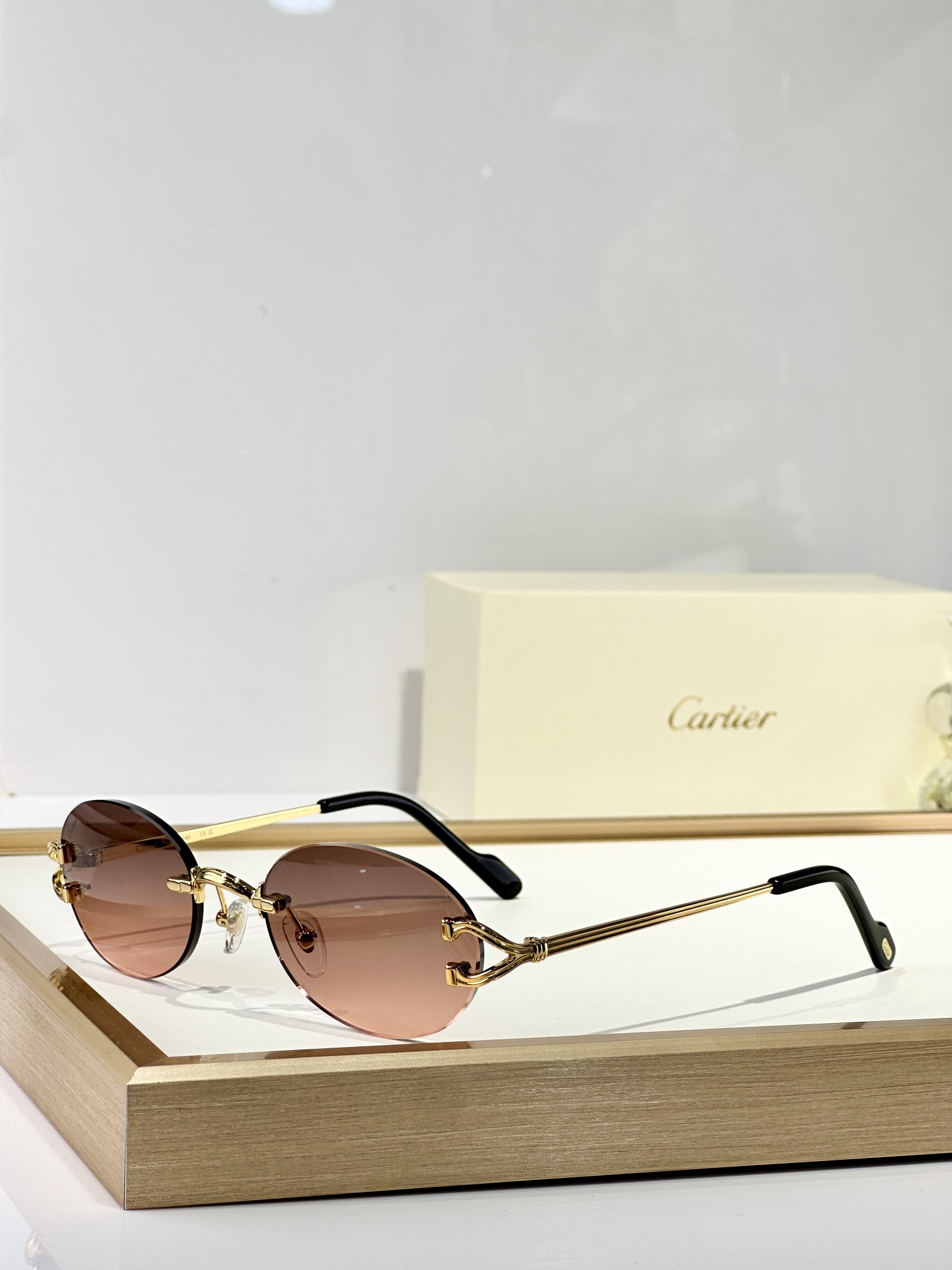  Cartier
MOD：CT0551S
Size：55口18-140
