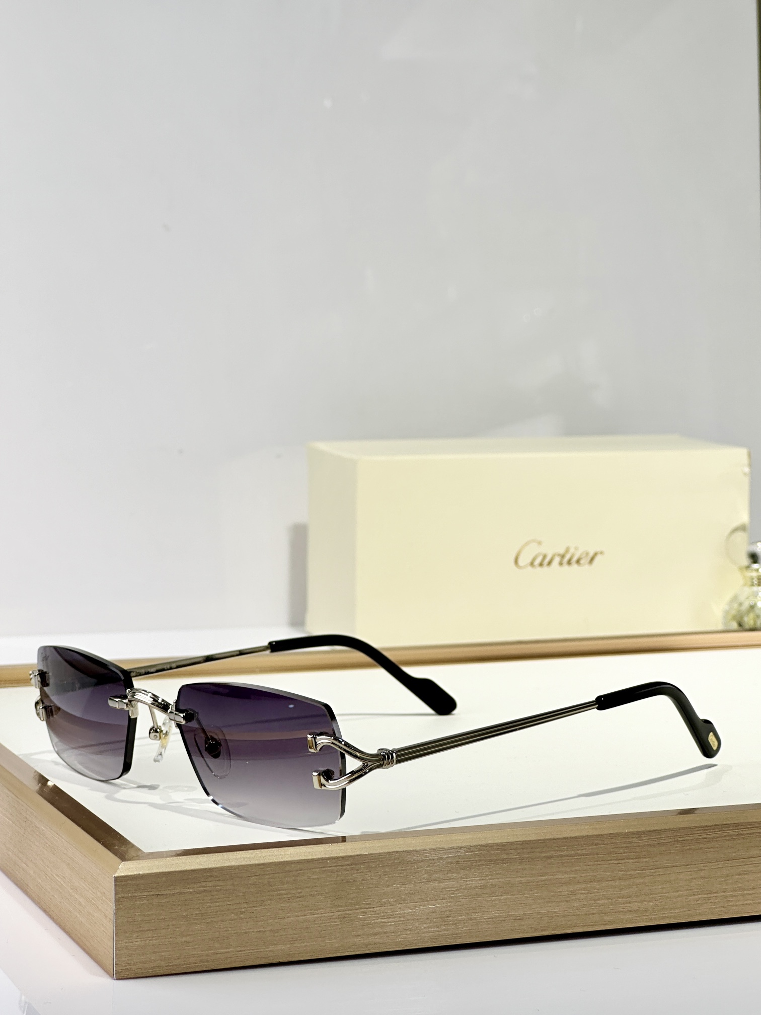  Cartier
MOD：CT0550S
Size：56口18-140
