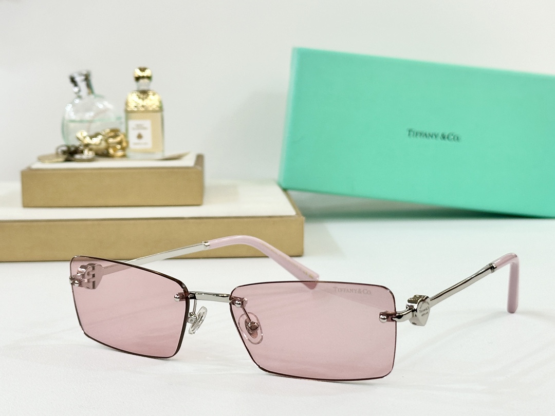  TIFFANY&Co.
MODEL：TF3108B
SIZE：60口17-140
