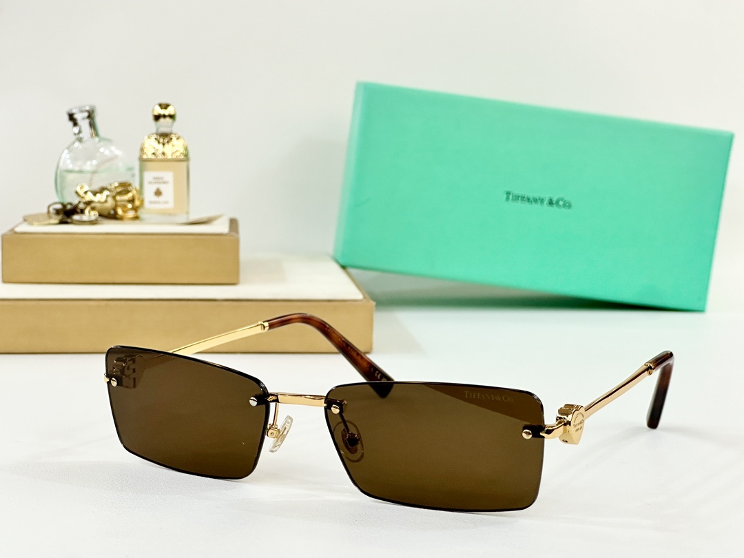  TIFFANY&Co.
MODEL：TF3108B
SIZE：60口17-140
