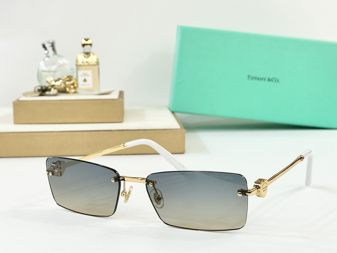  TIFFANY&Co.
MODEL：TF3108B
SIZE：60口17-140
