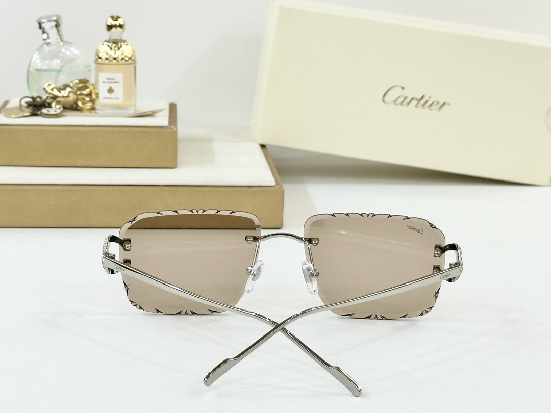 Cartie*
MODEL：CT0576S
SIZE60口16-140

变色