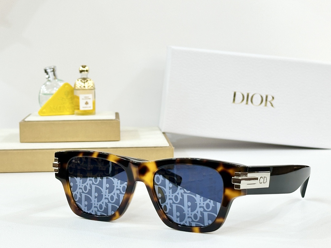 DIO*
MOD：DIO*BLACKSUIT XL S2U
Size：52口18 145
