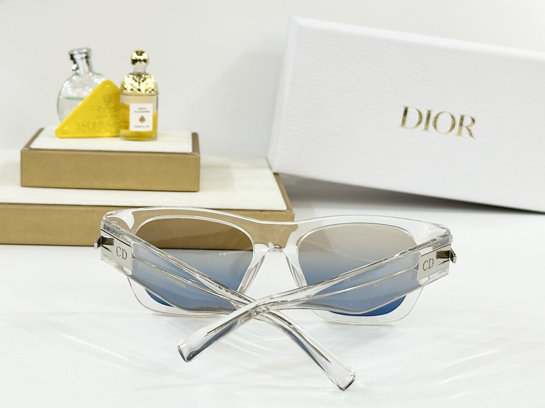  DIO*
MOD：DIO*BLACKSUIT XL S2U
Size：52口18 145
