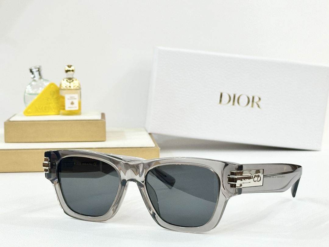  DIO*
MOD：DIO*BLACKSUIT XL S2U
Size：52口18 145
