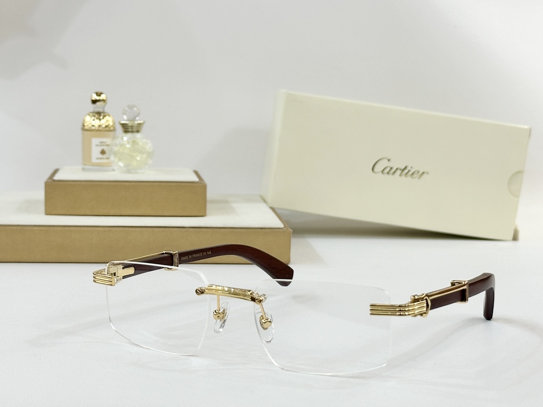 Cartier
MOD：CT04850S
Size：55口18-145
