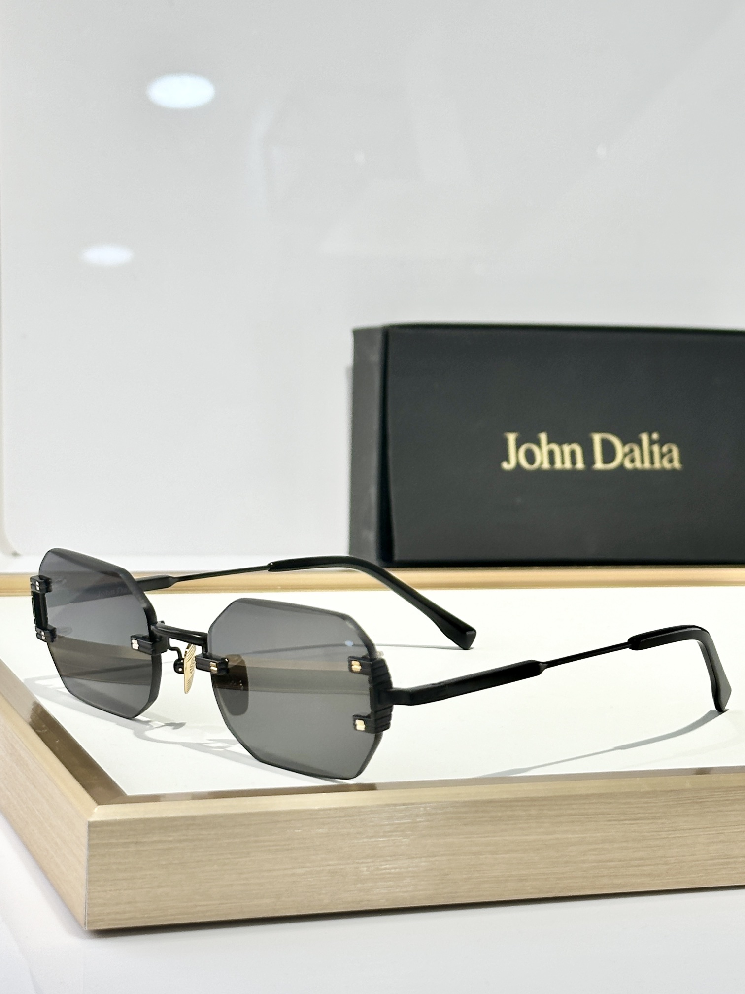  John Dalia
MOD：AMARU
Size：54口20 145
