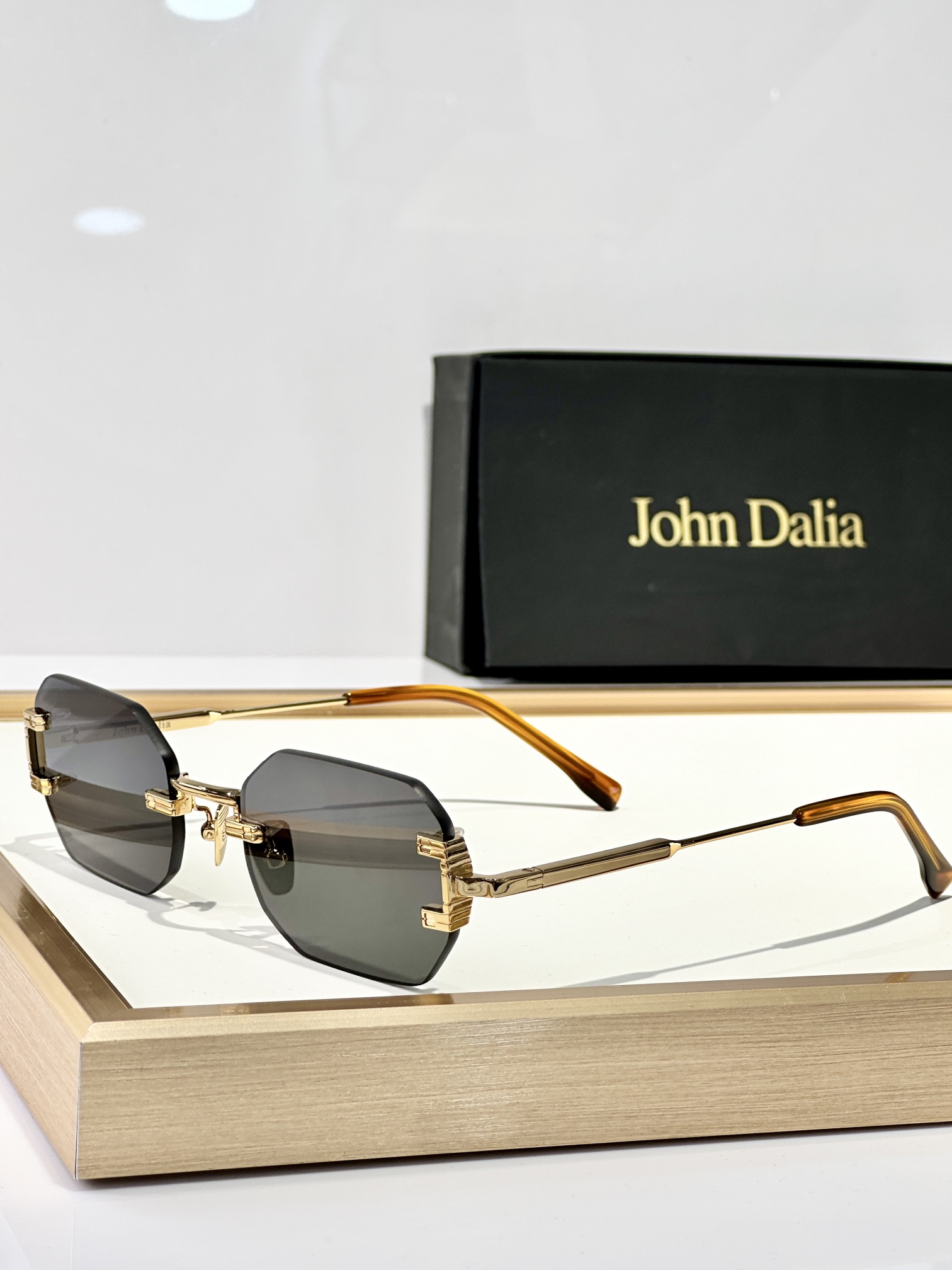  John Dalia
MOD：AMARU
Size：54口20 145
