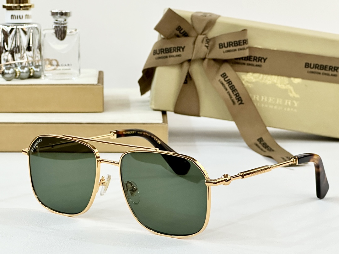  BURBERRY
MOD：BE6020
Size：57口17 142
