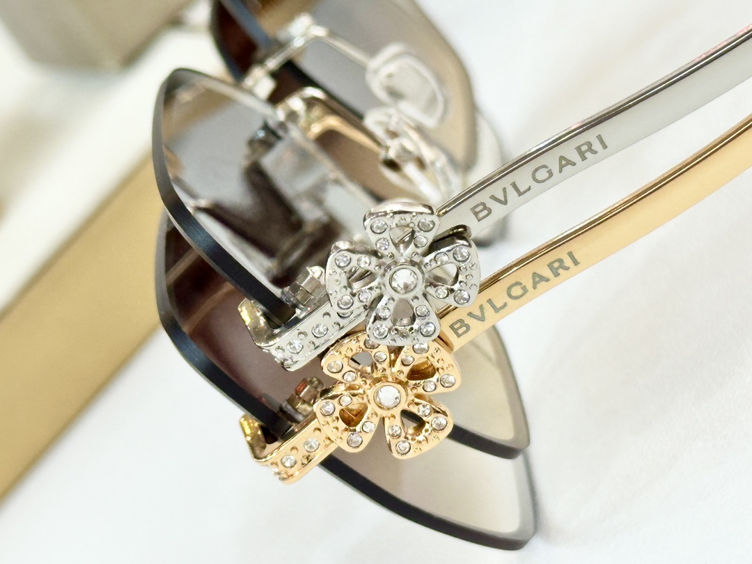  BVLGARI
MOD：BV9010B
Size：59口18 145
