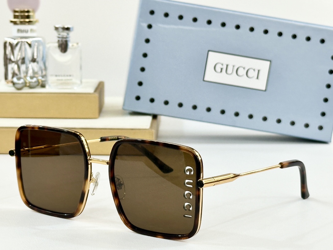  GUCCI
MOD：GG161S
Size：58口20 145

