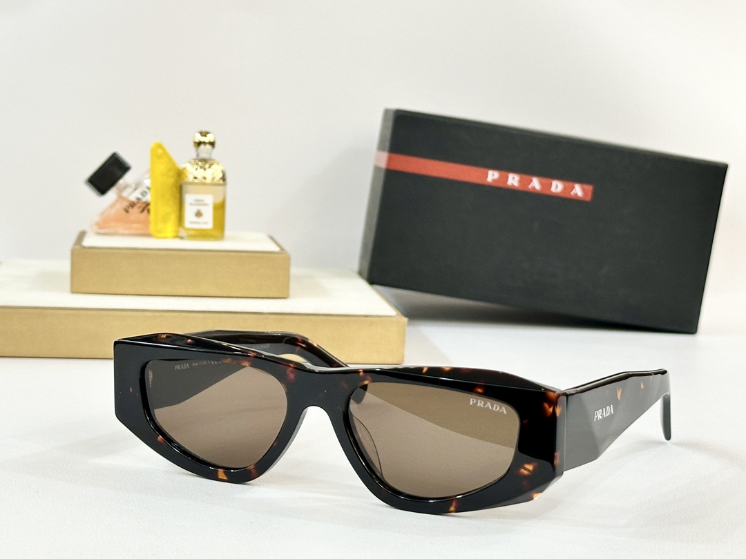  PRADA
MOD：OPRB19S
Size：52口17 145
