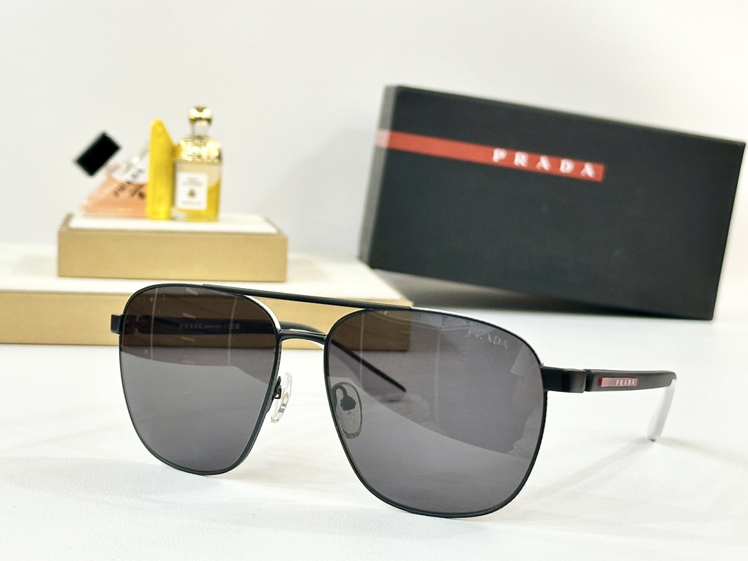  PRADA
MOD：SPR 50YS
Size：60口15 145

