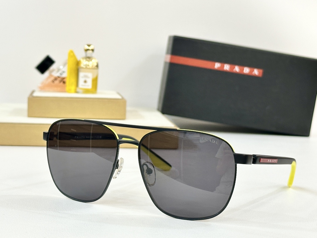  PRADA
MOD：SPR 50YS
Size：60口15 145

