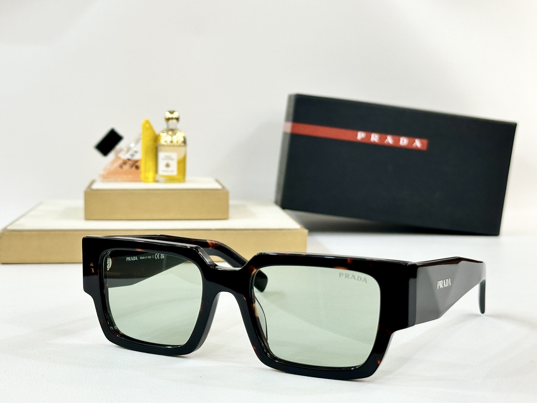  PRADA
MOD：OPR B24S
Size：54口20 145
