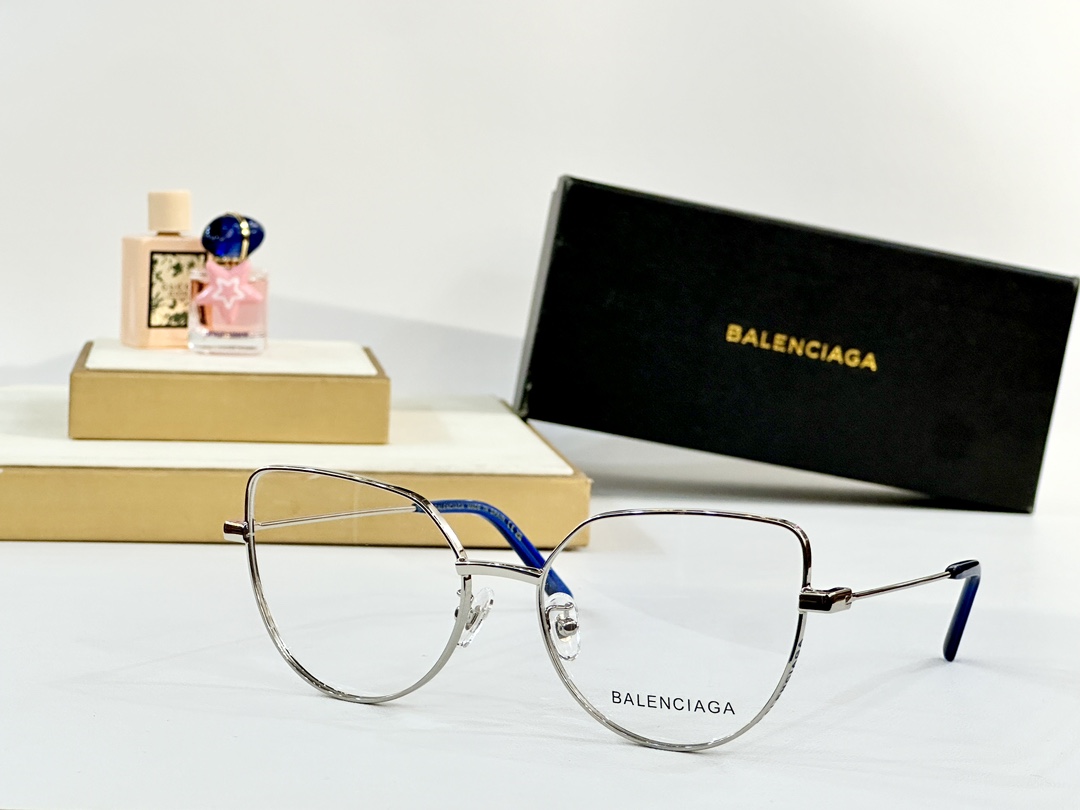  BALENCIAG* 
MOD：BB0197O
SIZE：56口16-140
