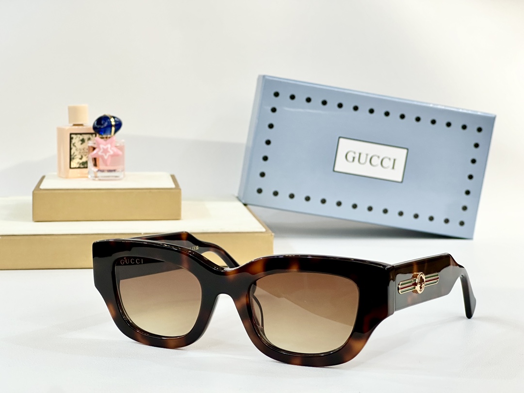  GUCCI
MOD：GG1558KS
Size：51口22 145
