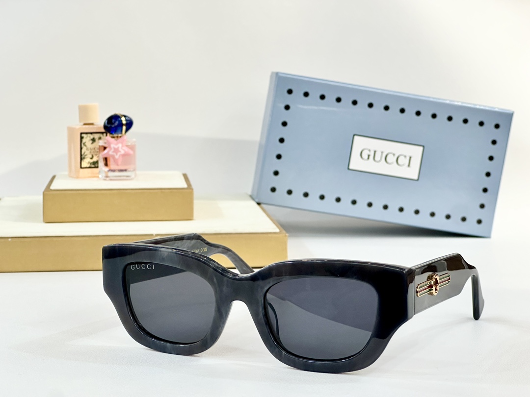  GUCCI
MOD：GG1558KS
Size：51口22 145
