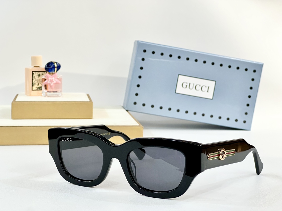  GUCCI
MOD：GG1558KS
Size：51口22 145
