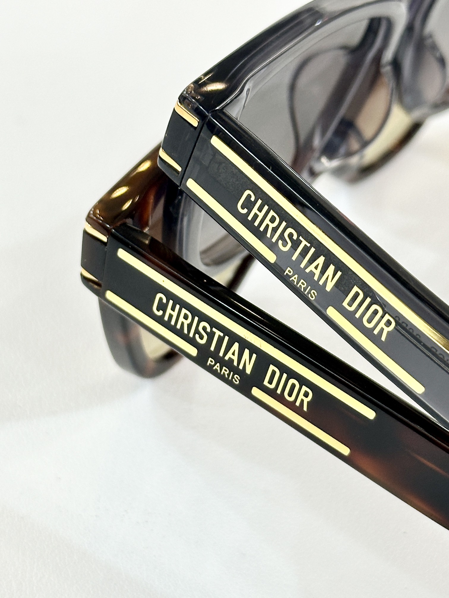  Dior
MOD：DSGTA31UCR
Size：54口18 145
