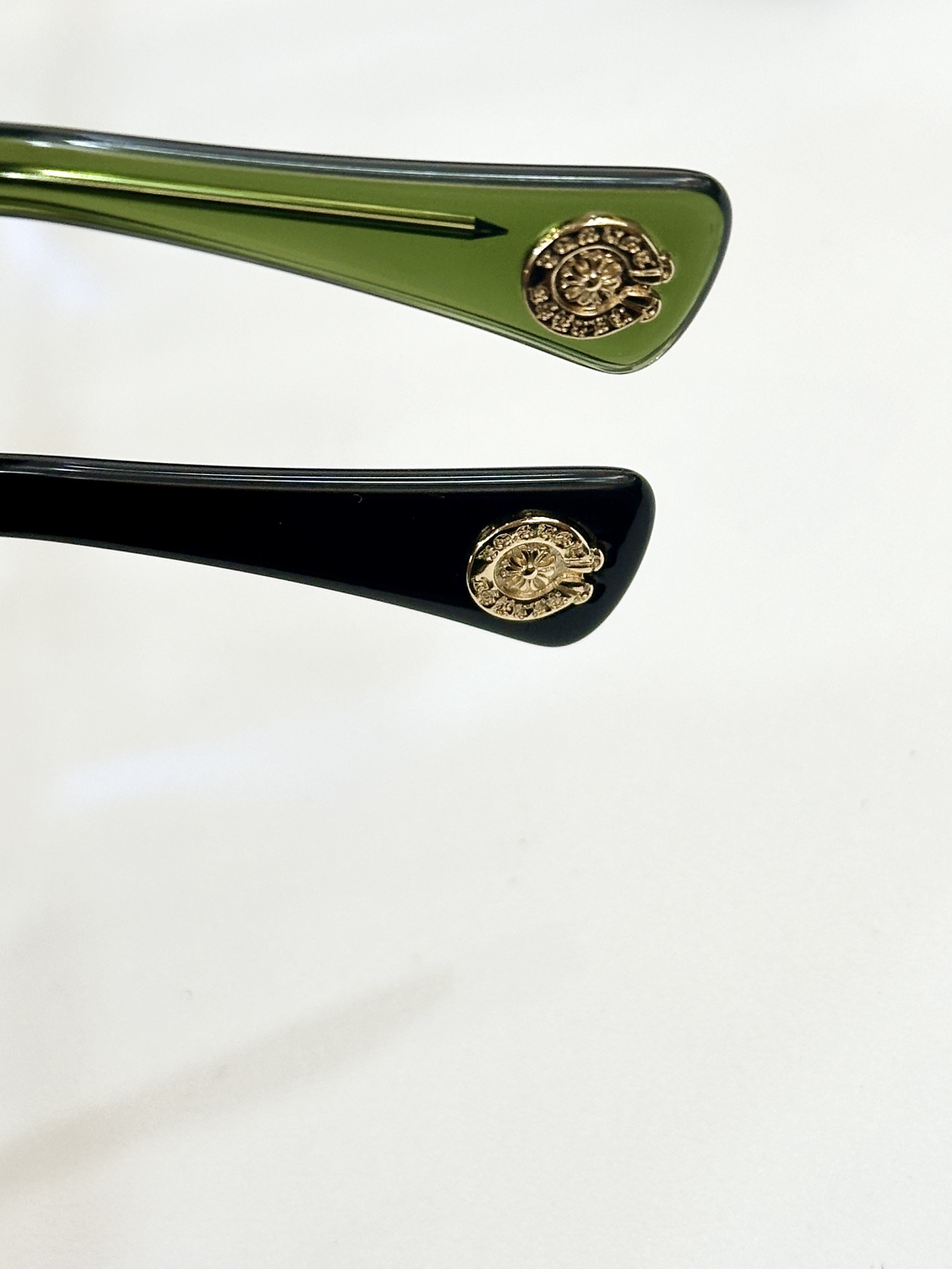  Chrome Hearts
MODEL GITTIN ANY
SIZE：55口18 150
